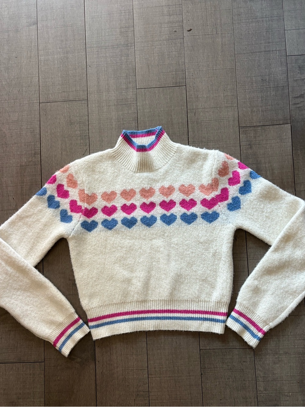 ♠️5/$25♠️Jessica Simpson Y2K Heart-Pattern Mock-Neck Pullover Sweater